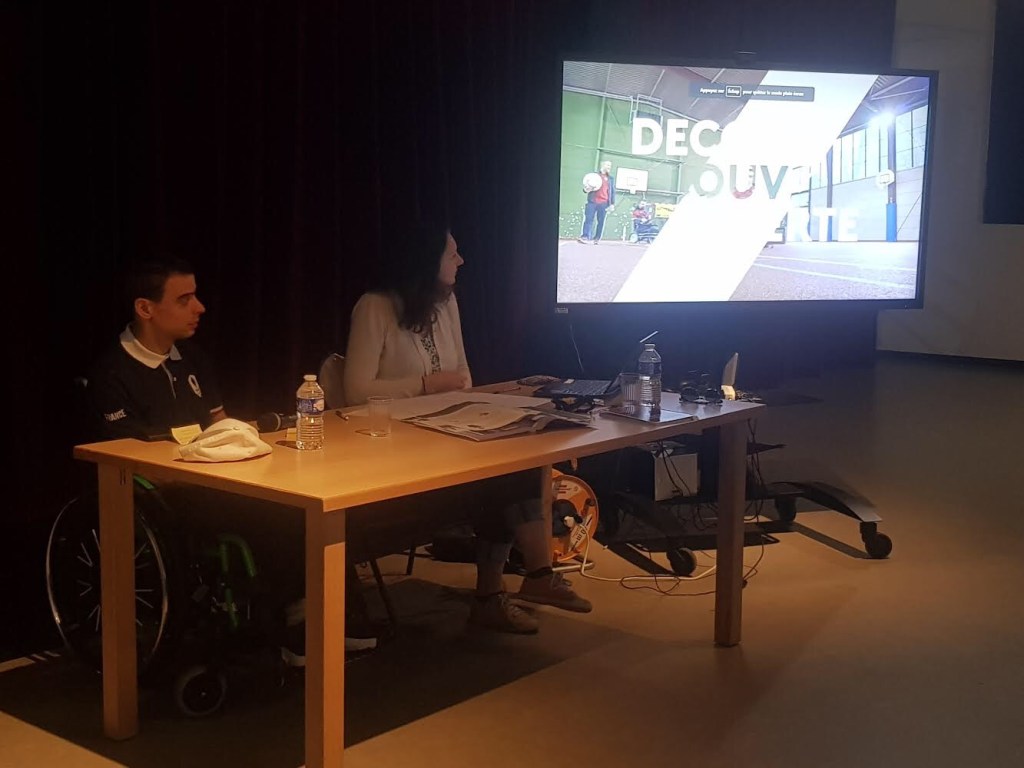 Conférence handisport à la médiathèque des&nbsp;Mureaux.